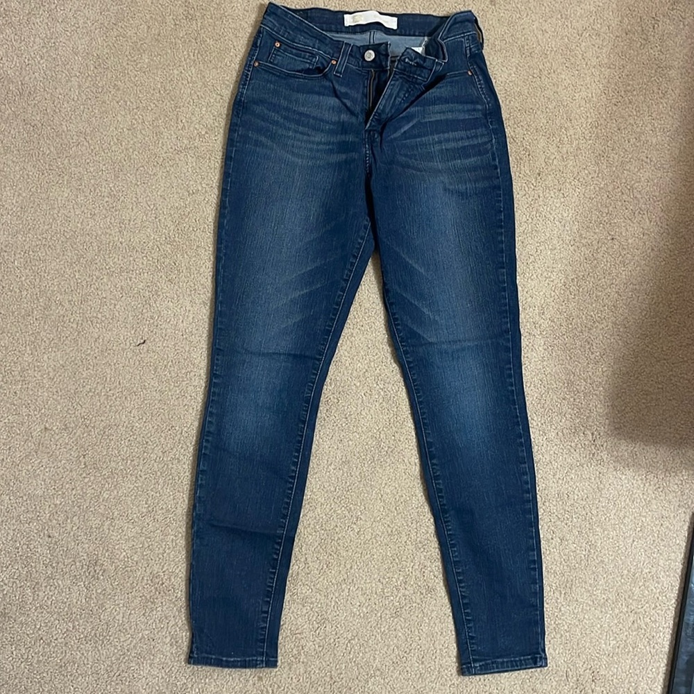 Levi signature gold medium wash skinny denim jeans sz6 28x30